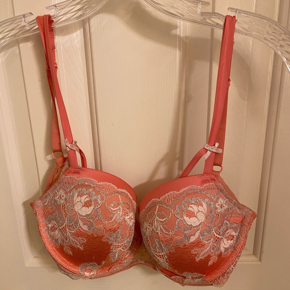 Coral with silver lace Dream Angels lined Demi 34 DD